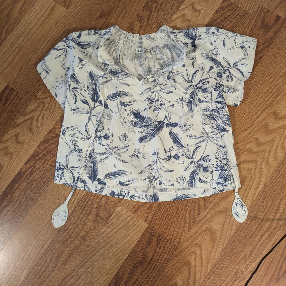 Floral Blue and White Women's Top